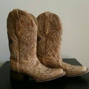 🎀ONE DAY SALE🎀Corral Cowboy Boots