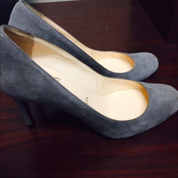 Authentic Grey Suede Christian Louboutin Pumps. - Picture 3 of 4