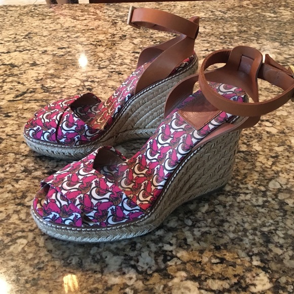 Tory Burch Wedges!