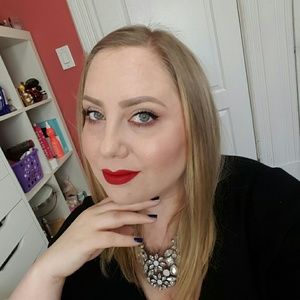 Meet your Posher, Samantha