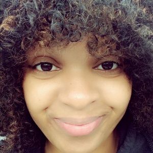 Meet your Posher, Jasmine