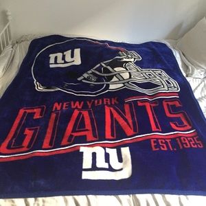 Soft New York Giants Football Blanket