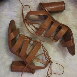 Banana Republic lace up sandals