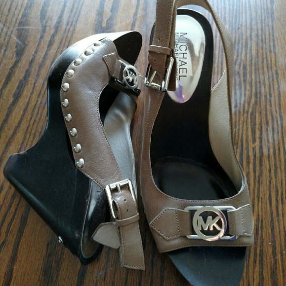 Michael kors heeled shoes