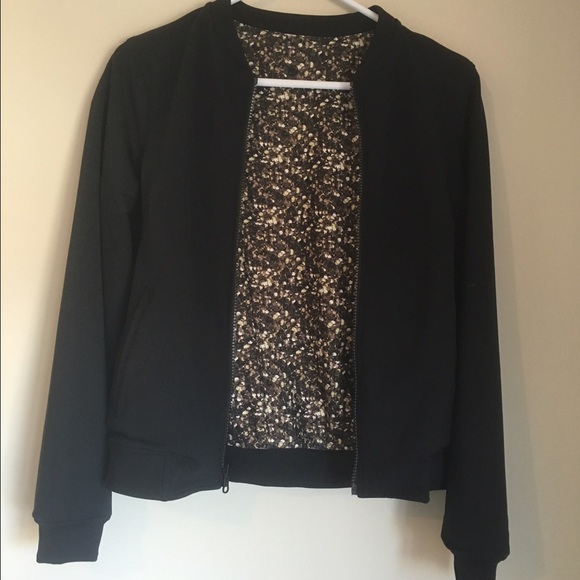 Rare, reversible, sequin Lululemon zip up!