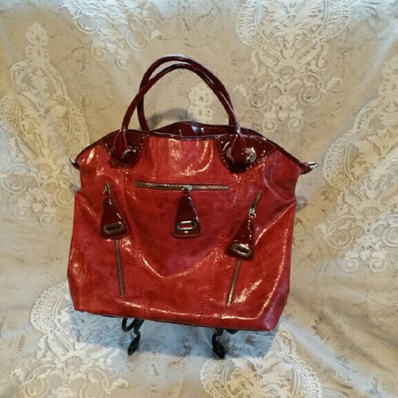Red tote