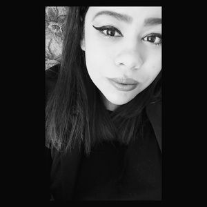 Meet your Posher, Joanna