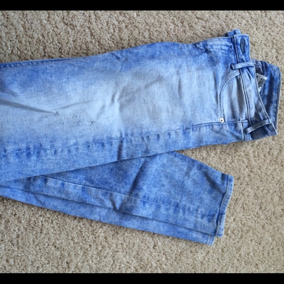 SOLD ✖️✖️Distressed wash/ bleached denim jeans H&M - Picture 1 of 3