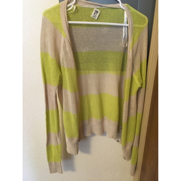 Roxy Cardigan NEVER WORN - Picture 2 of 2