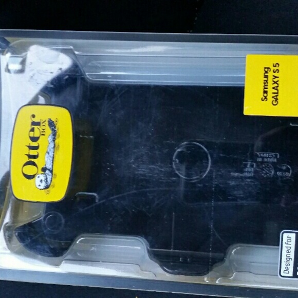 Cell phone clip