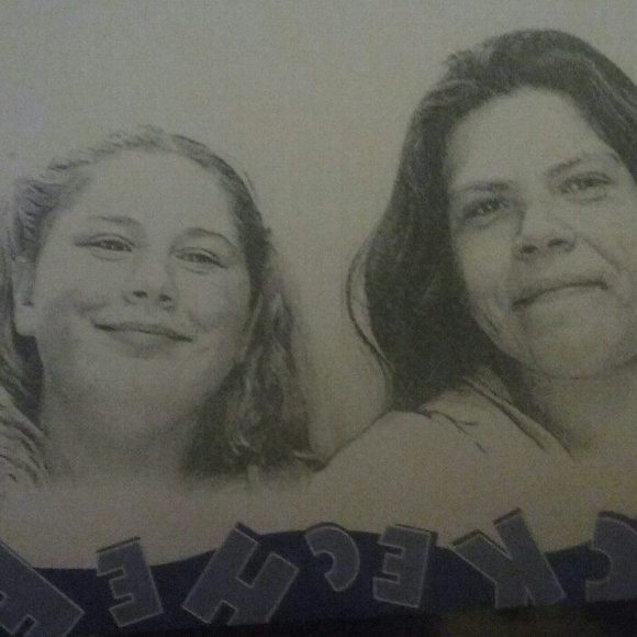 Meet your Posher, Elysse - Picture 1 of 1