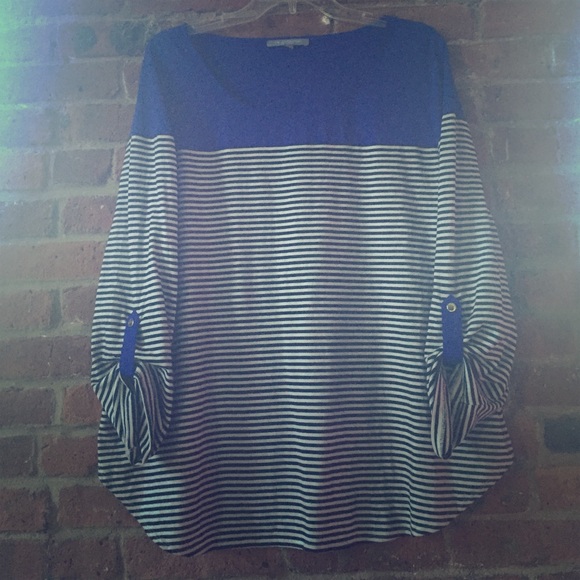 Beautiful NY Collection Woman 3/4 Sleeve Shirt 🌸