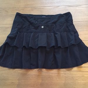 Black pleated Lululemon Pacesetter skort 10 tall
