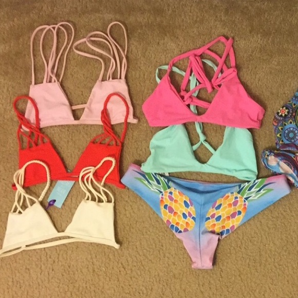 My Moana bikini collection 💕 - Picture 2 of 4