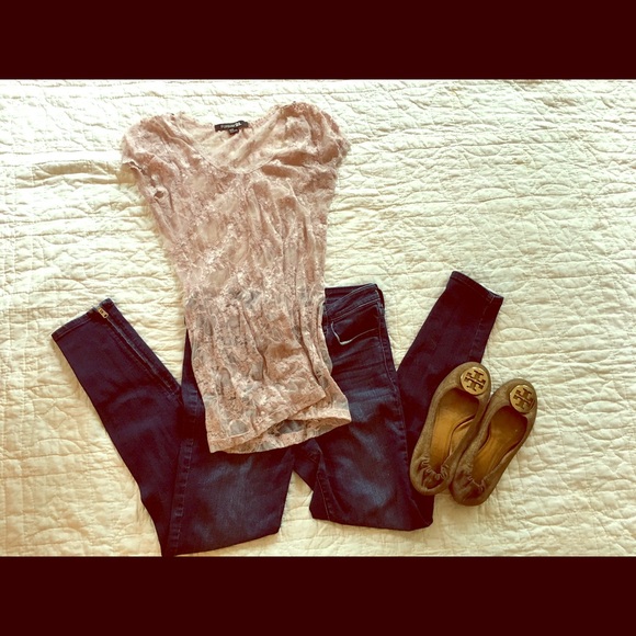 Forever 21 lavender lace tshirt