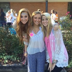 Meet your Posher, Lauren