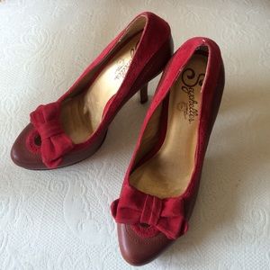 Vintage inspired Seychelles heels