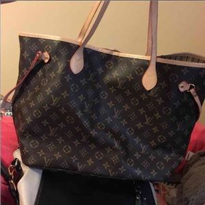 LV Neverfull