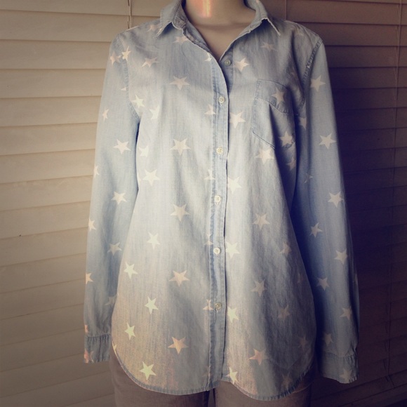 Old Navy Button Up Top