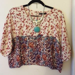 House of Harlow batwing top