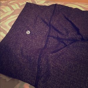 Lululemon size 8 full length high rise leggings!