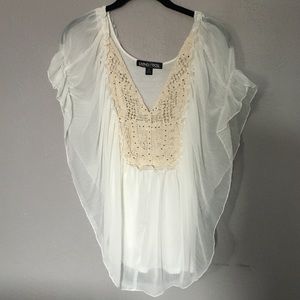 Short sleeve top