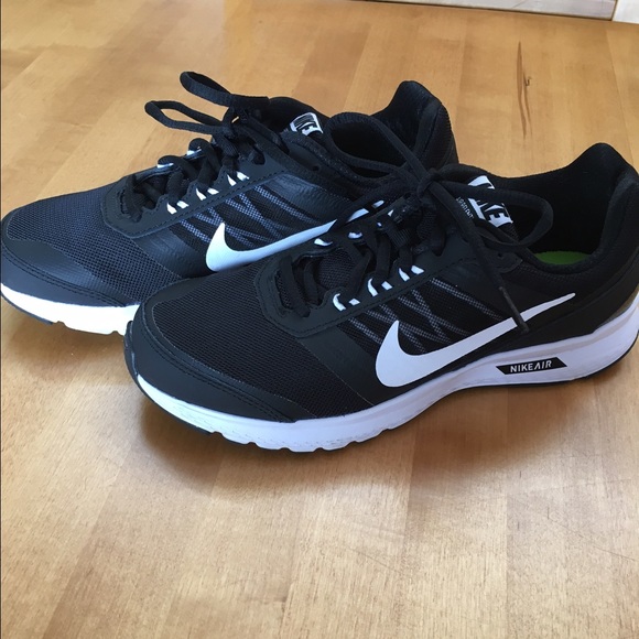 NIKE Air Relentless 5 Brand New