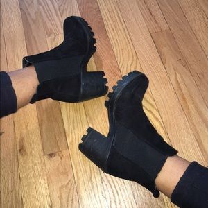 Ankle boots