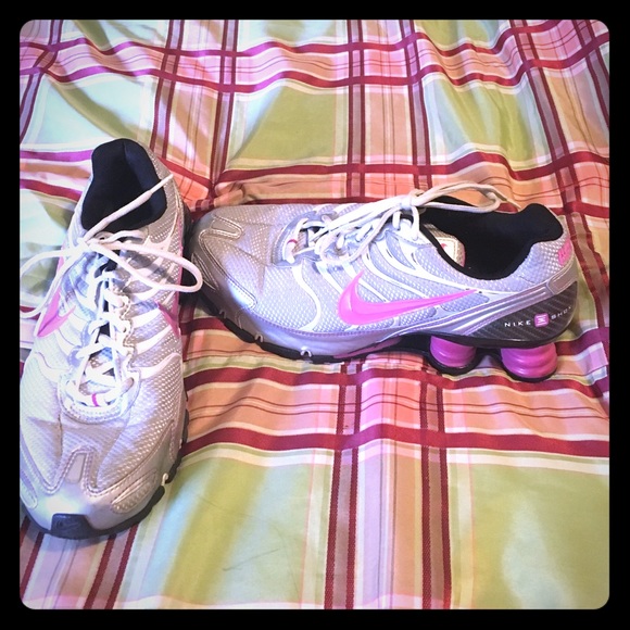 Nike Shox Size 10