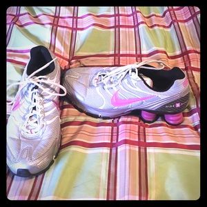 Nike Shox Size 10