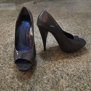 Grey Pumps Size 7