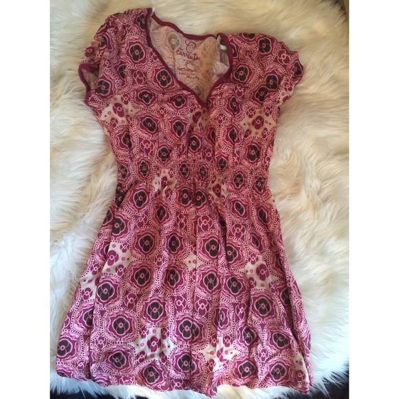 Short Sleeve Flowy Top