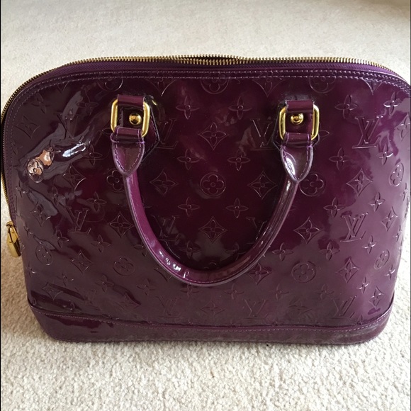 Louis Vuitton purse