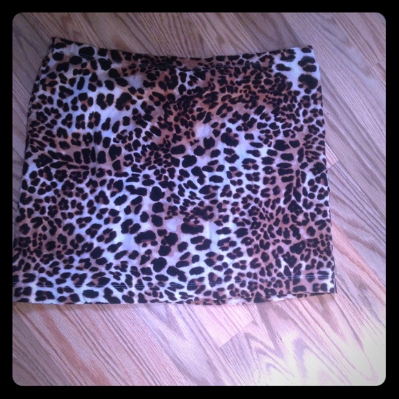 Sexy mini leopard skirt! So jersey😜😘❤️