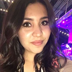 Meet your Posher, Lucy