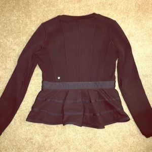 lululemon peplum pullover