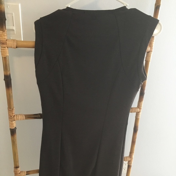 short dresss - Picture 4 of 4