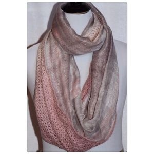 CollectionEighteen Infinity Scarf