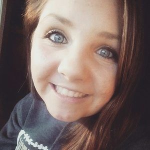 Meet your Posher, Mckayla
