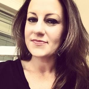 Meet your Posher, Leslie