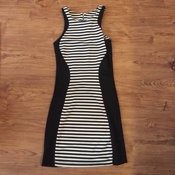 Slimming black and white striped dress