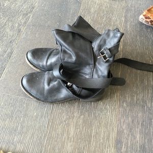 Steve Madden Moto boots