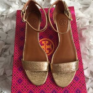 Tory Burch wedge sandal size 5.5