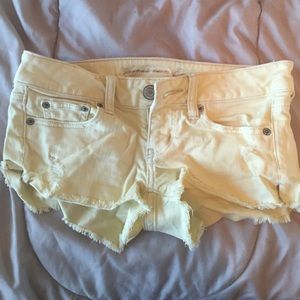 Light yellow American Eagle jean shorts