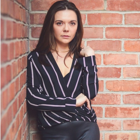 [Boutique]striped surplice top - Picture 2 of 4