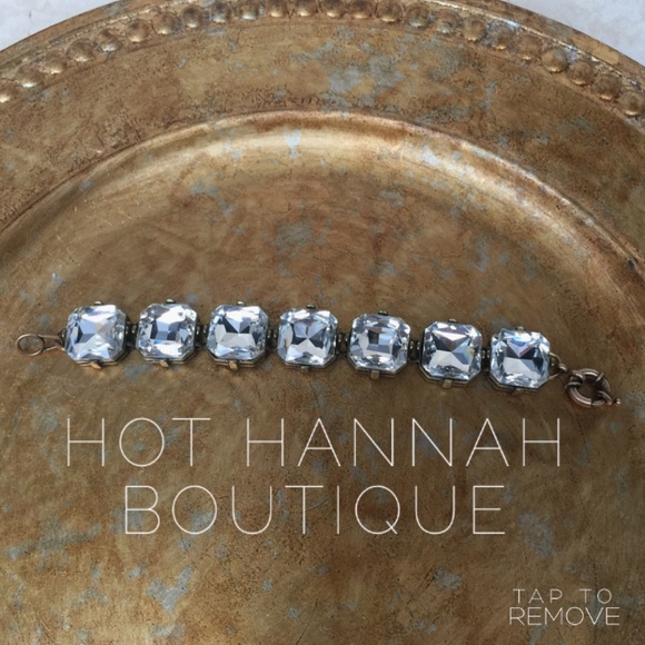 🆕 Large Square Crystal Bracelet - Picture 2 of 4