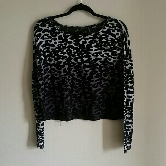 🎀ONE DAY SALE🎀Miss Me Crop Sweater