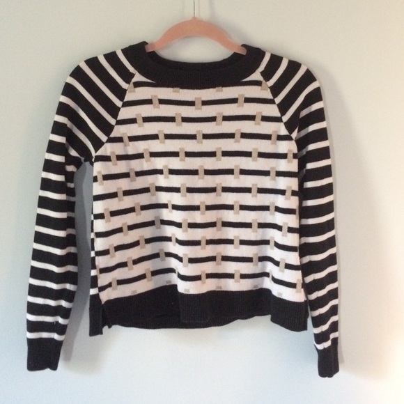 Elegant sweater top