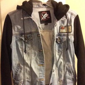 Jeans jackets with black sleeves
