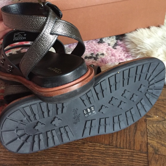 Coach sandals - Picture 3 of 4
